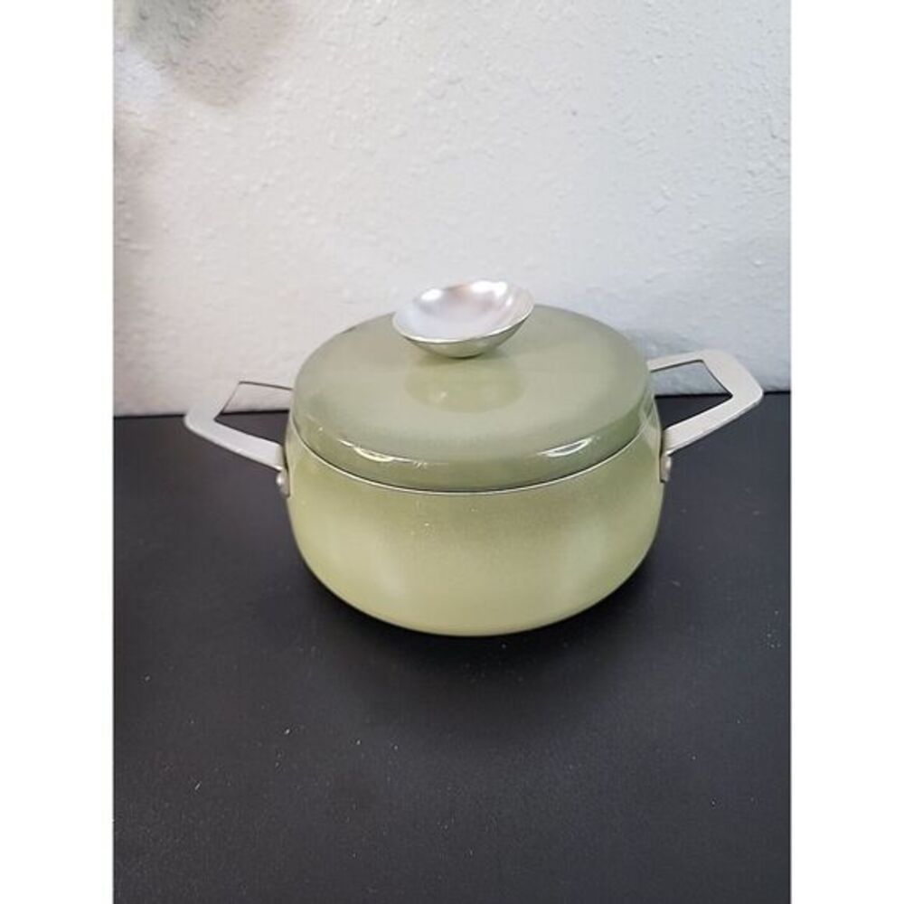Vintage Regal Quality Aluminum Pan Dutch Oven Stock Pot with Lid Avocado Green